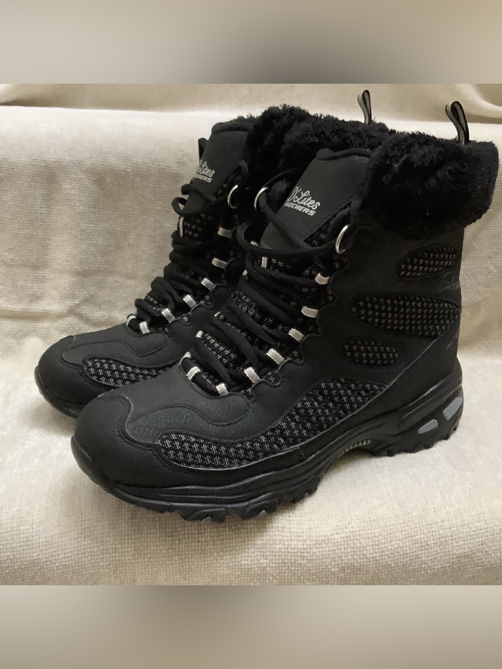 Skechers D'Lites Bomb Cyclone Waterproof Boots-Black & Gray-Faux Fur Lined-9M